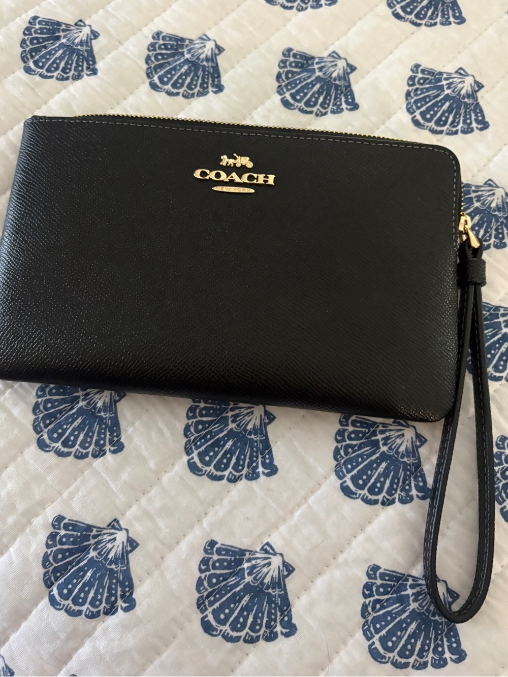 NWT Coach Black Leather Zip Wristlet with Gold Hardware
